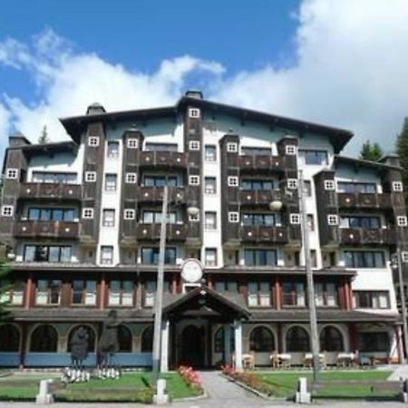 Rta Hotel Catturani Madonna di Campiglio Exterior foto