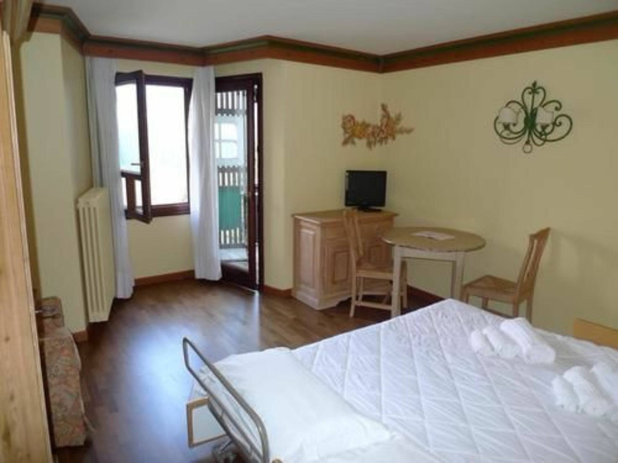 Rta Hotel Catturani Madonna di Campiglio Exterior foto