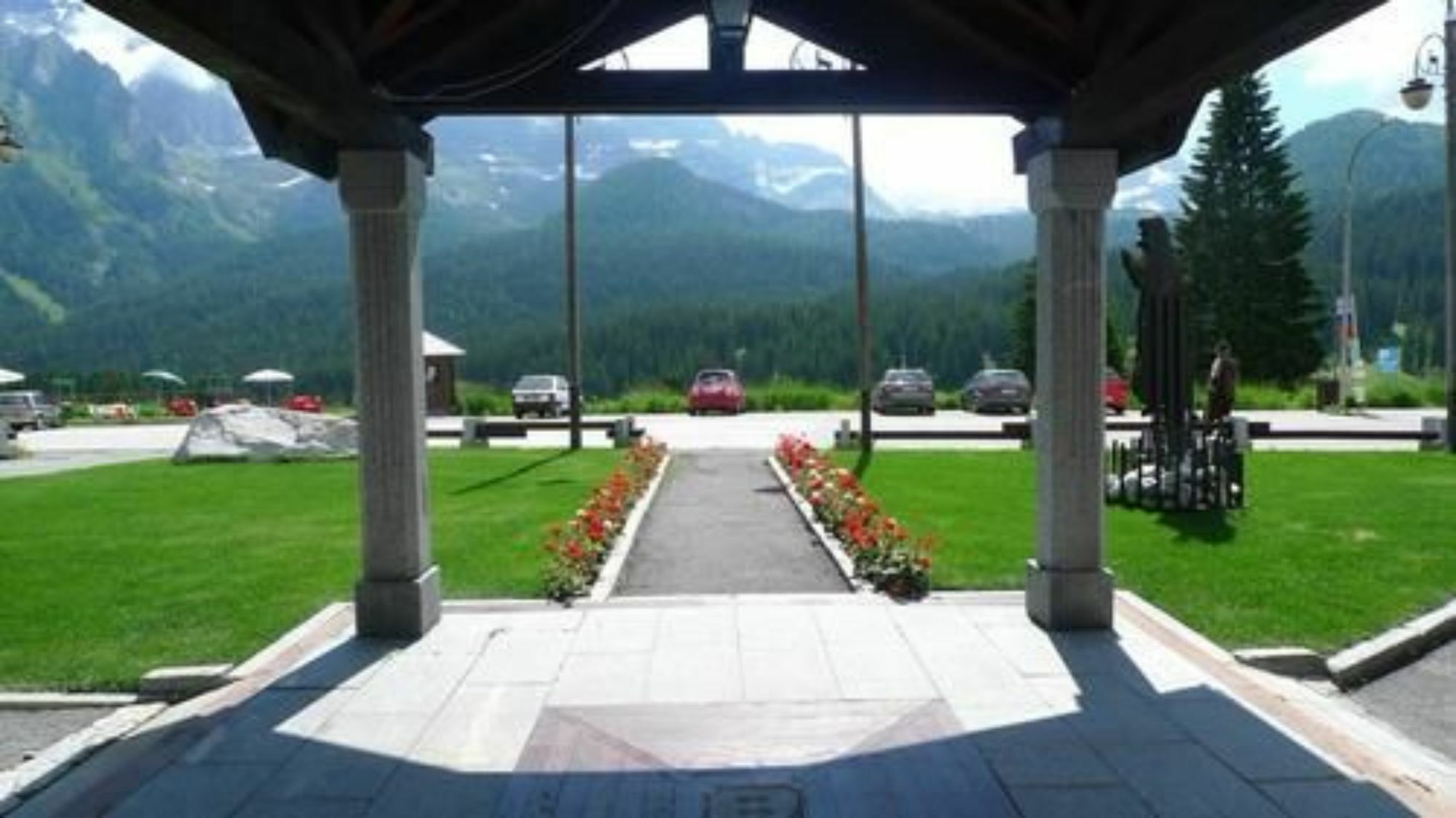 Rta Hotel Catturani Madonna di Campiglio Exterior foto